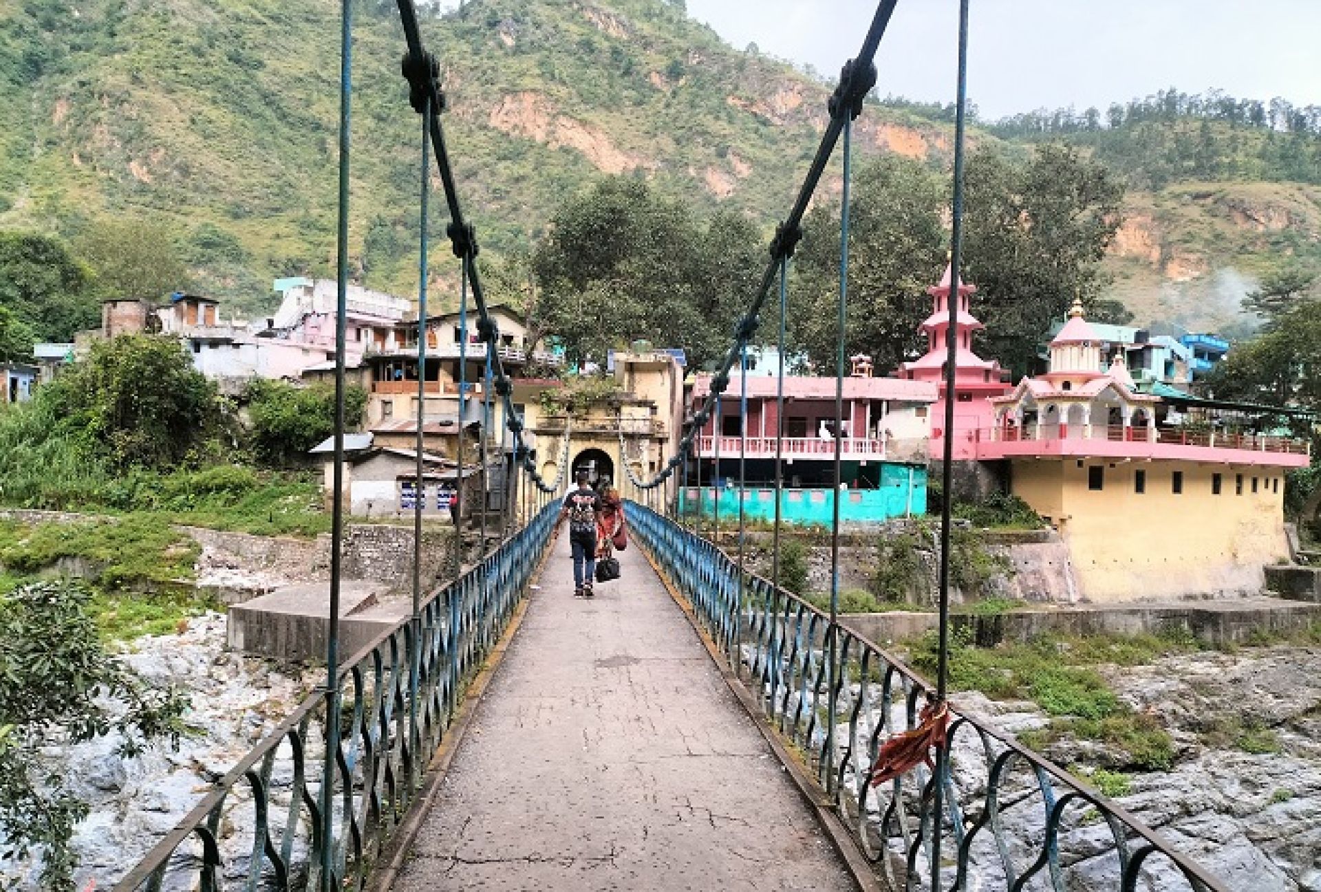 पूर्णरूपमा सञ्चालनमा आयो झुलाघाट नाका